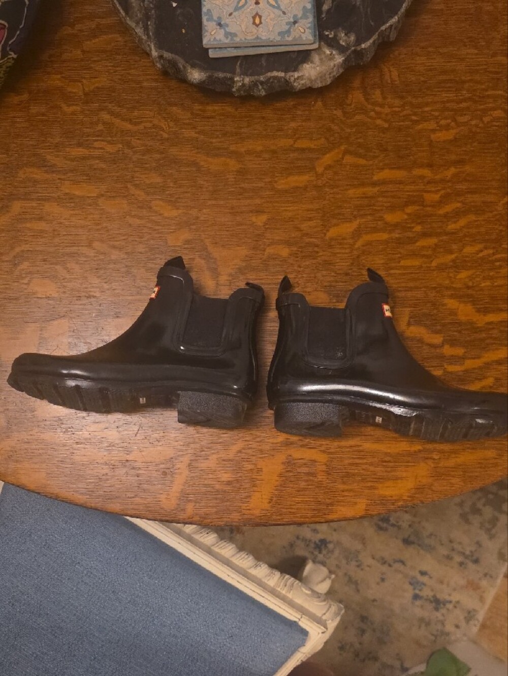 Hunter Black Chelsea Short Rain Boots - Picture 4 of 8